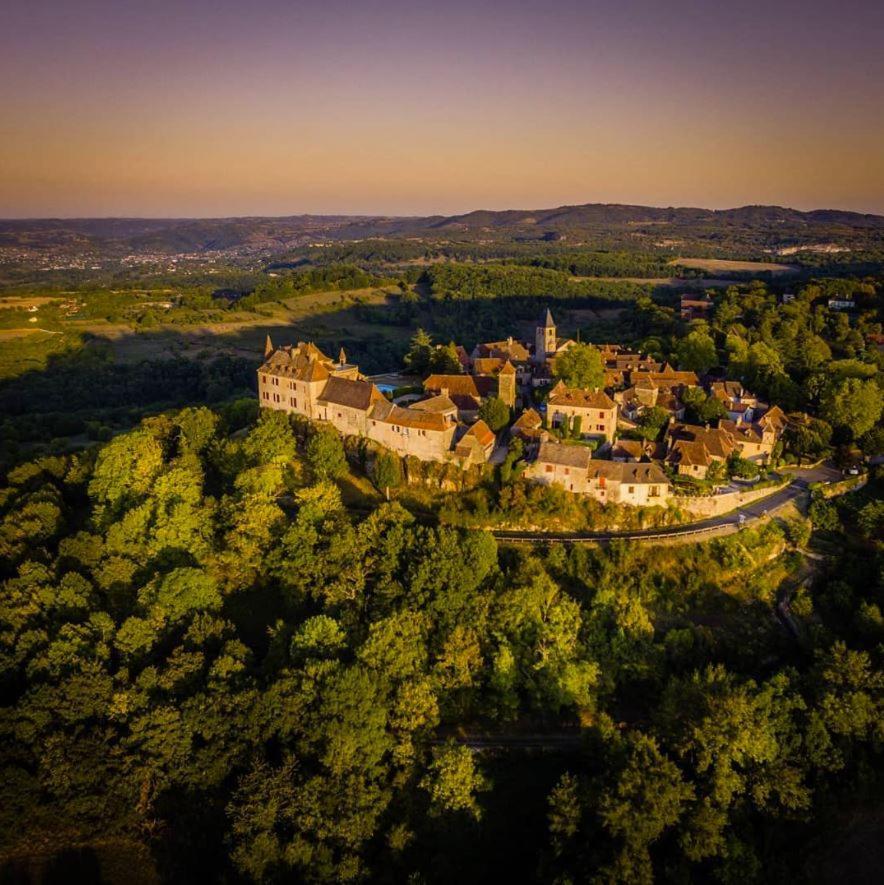 Maison Pierre Loti, Gite Historique Et Spacieux En Vallee De La Dordogne Bretenoux ภายนอก รูปภาพ